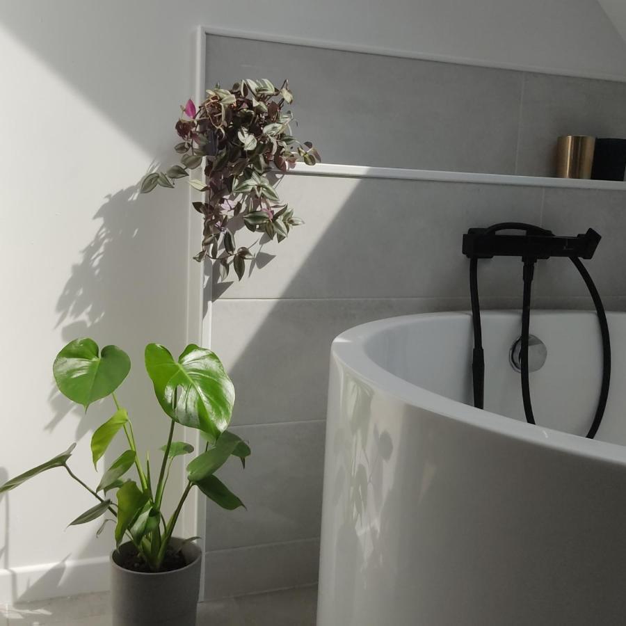 A L'Ombre Des Bois, Chambre Double Vue Jardin Neung-sur-Beuvron Exterior foto